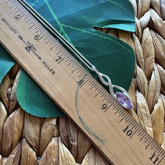 BOGO FREE VTG AVON PURPLE CRYSTAL NECKLACE SIGNED NRT - Picture 5 of 9